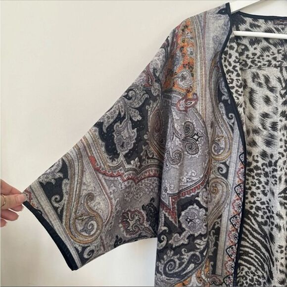 J. McLaughlin Gia Reversible Open Front Wool Poncho L/XL - Picture 5 of 7